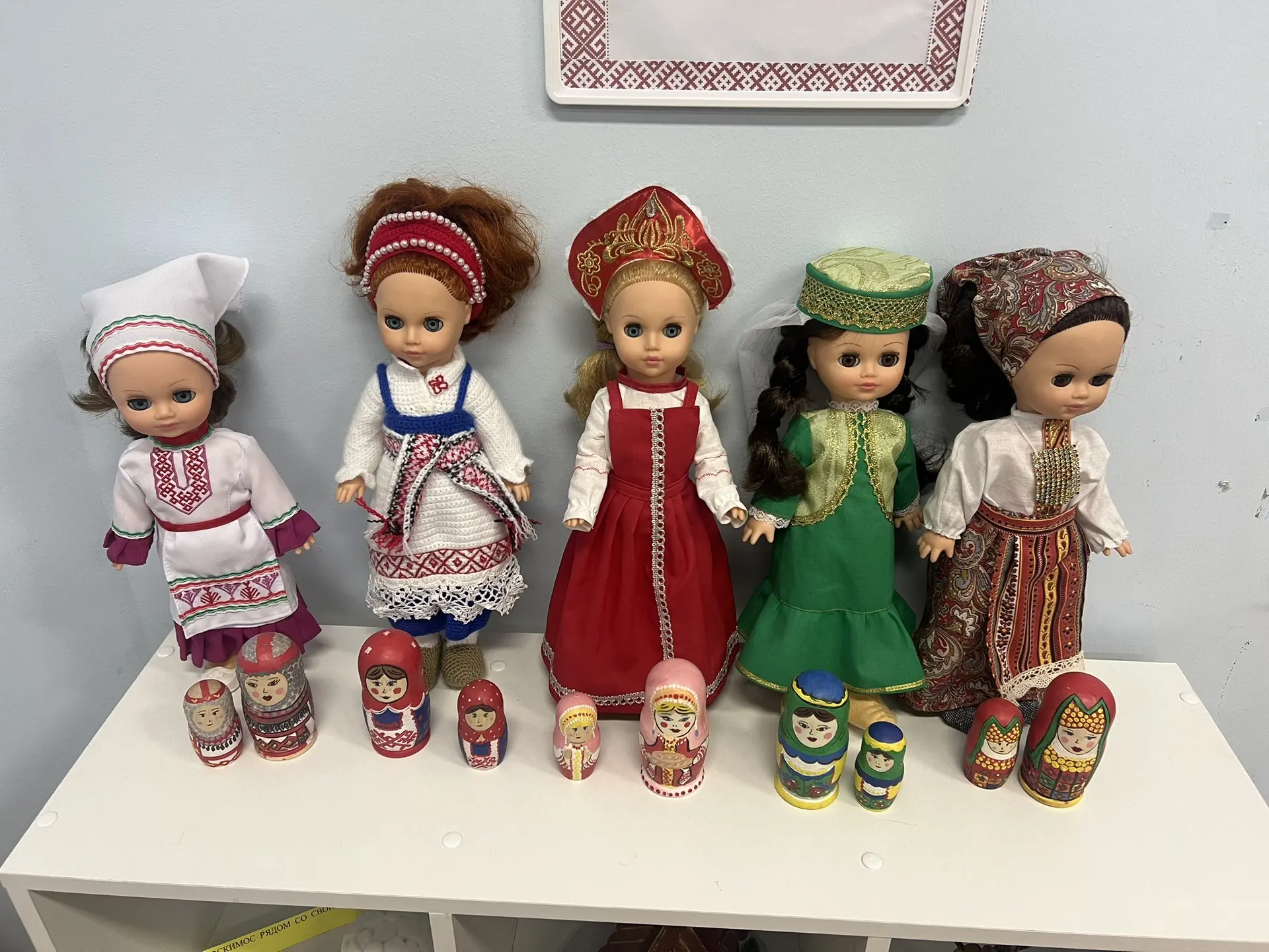 🎉✨У нас в детском саду случилось настоящее чудо — мы открыли музей кукол «Традиции народов России» 