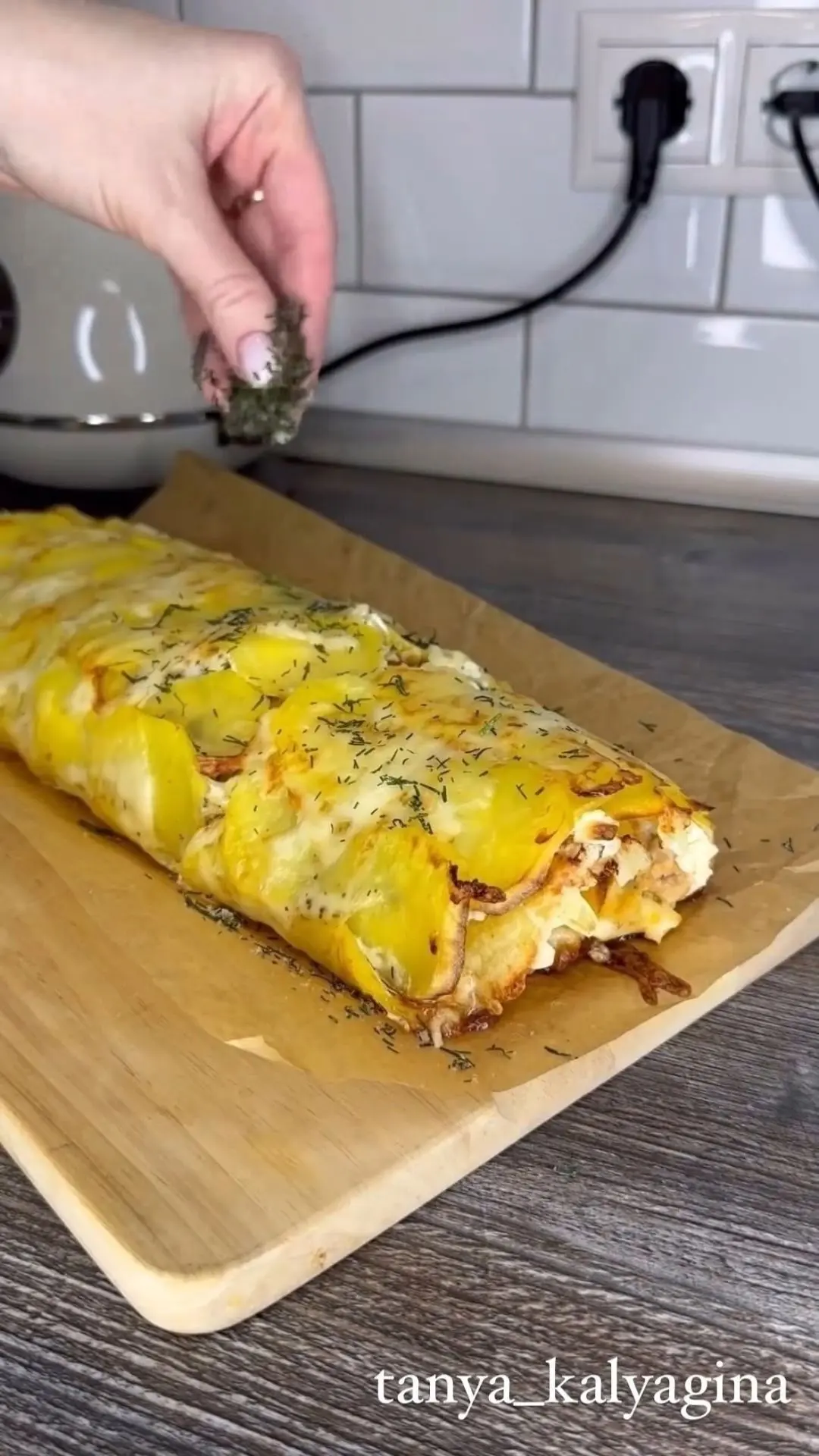 🥘 Картофельный рулет с мясом