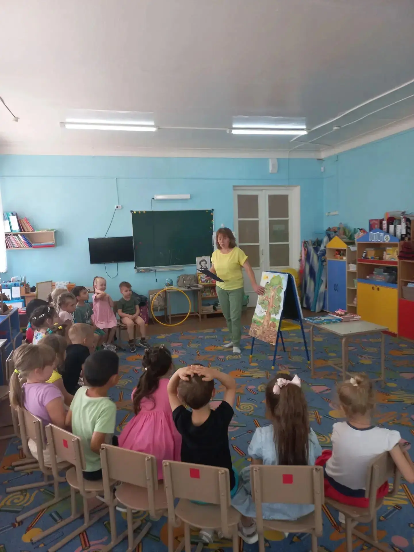 📚 14 июля к нам в гости приходили сотрудники Поселковой библиотеки и провели с ребятам...