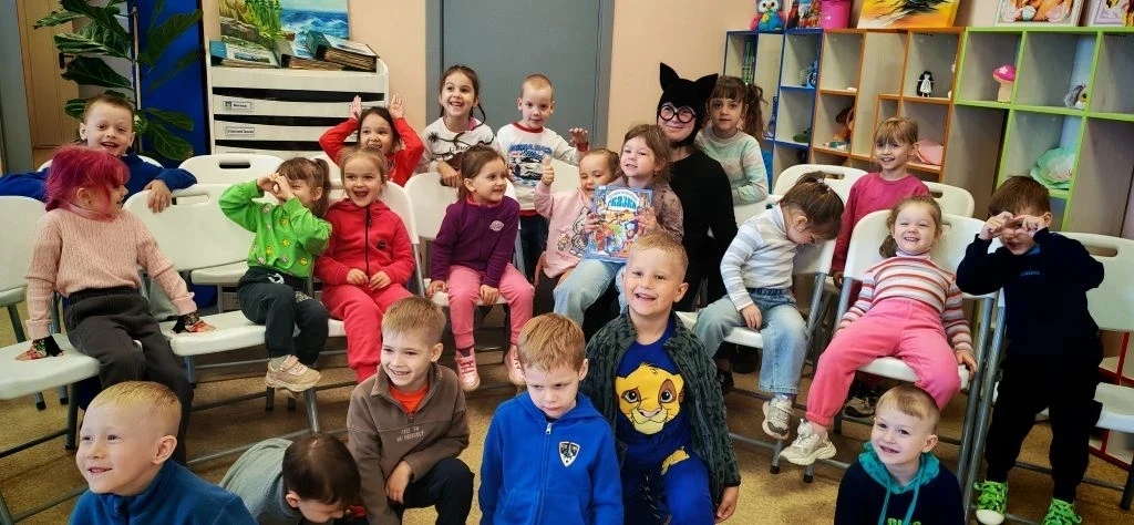 ✨ Волшебный мир сказок распахнул свои двери для юных читателей

В библиотеках Корсаковского округа п