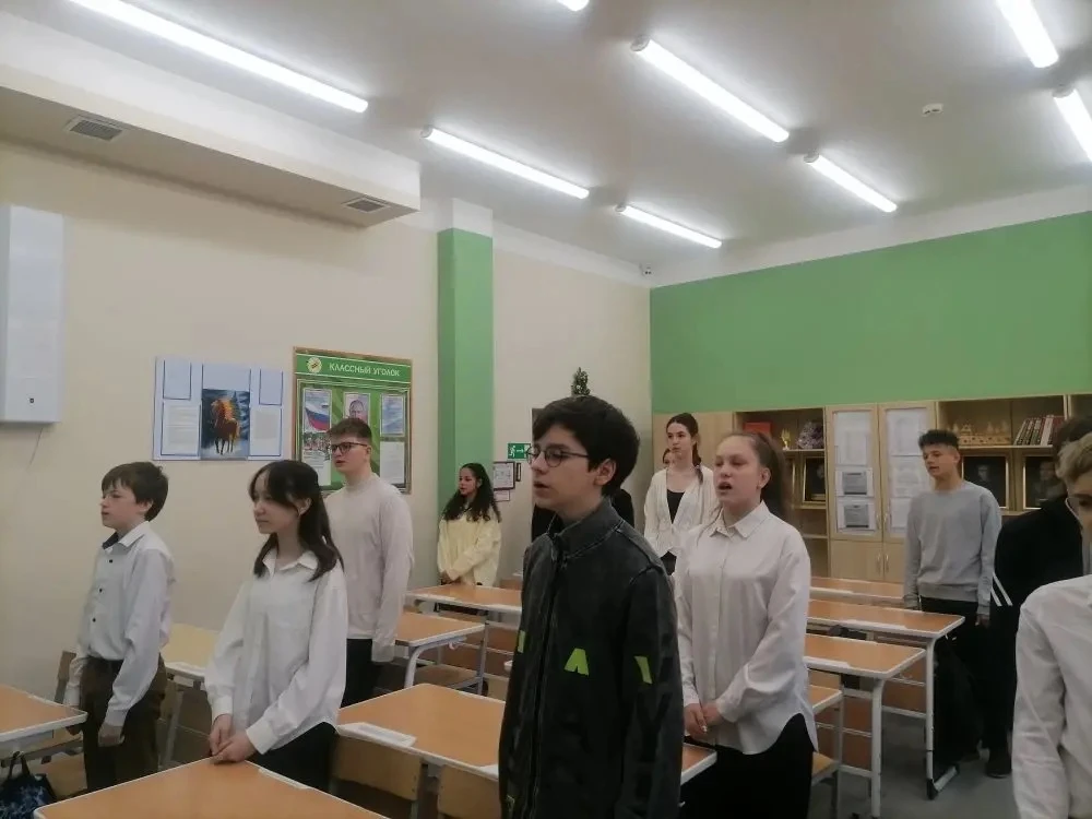 🇷🇺✨ РАЗГОВОРЫ О ВАЖНОМ ✨🇷🇺  🗓 4 мая в «Инженерной школе» в обоих корпусах состоялись торжественные л