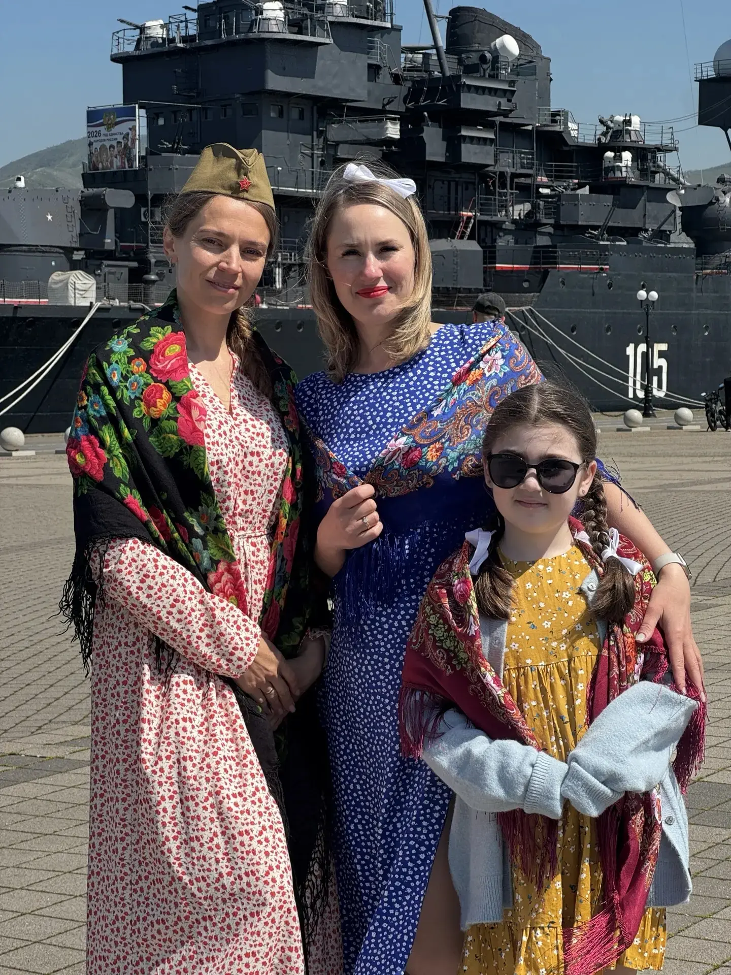 🎶 В нашей школе талантливы абсолютно все: не только дети, но и родители!  Участники флешмоба «100 Ка