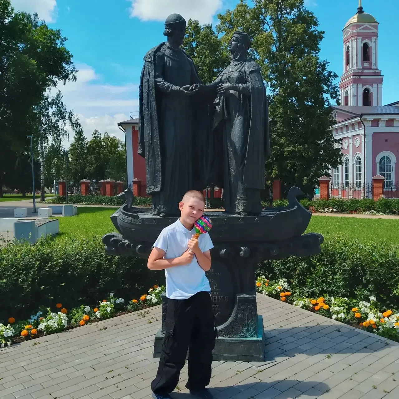 Я Самир, учусь в 3 «В». На каникулах ездил в старинный Бирск — там столько классных достопримечатель