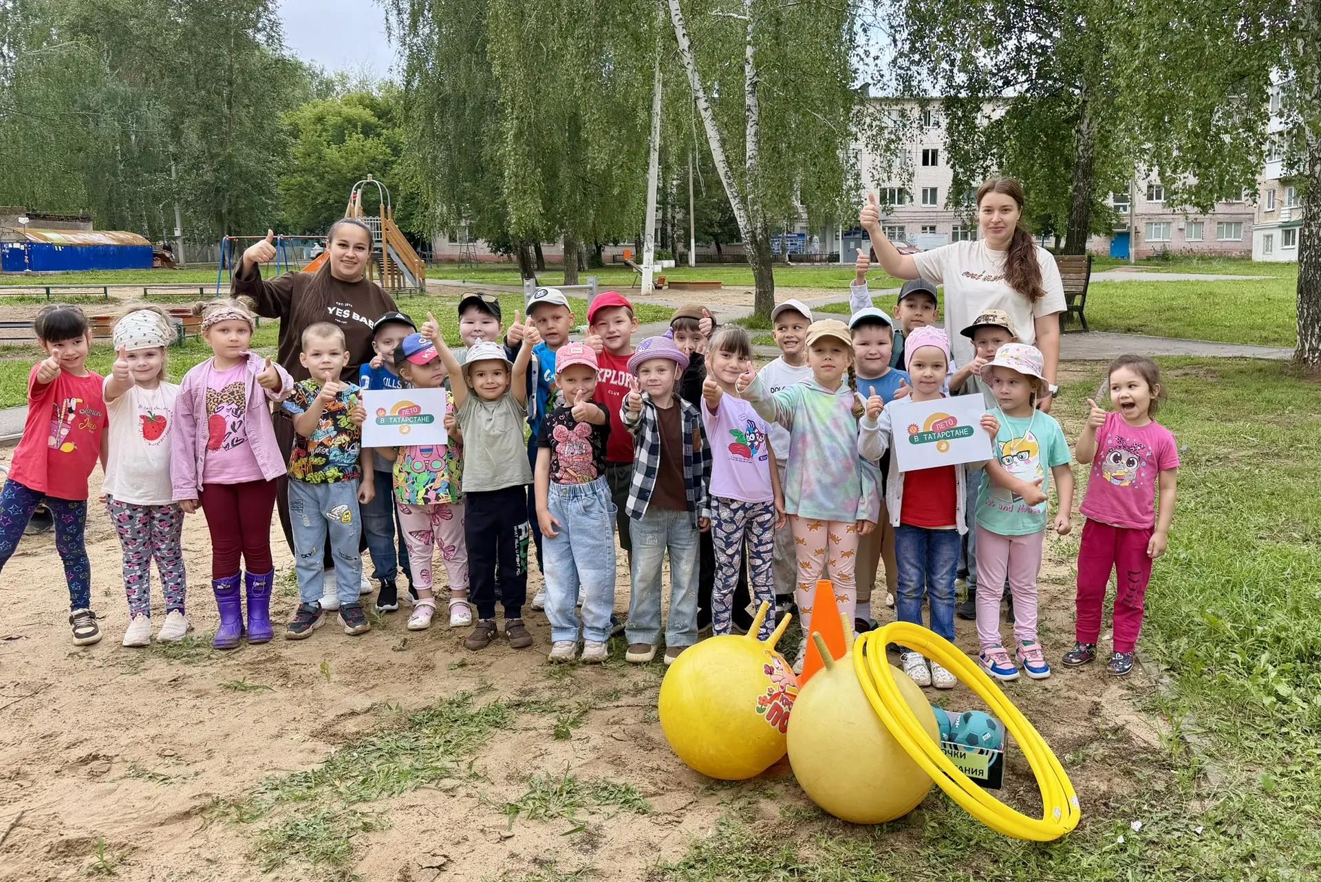 В лагере "Звёздное лето" детского сада №40 "Созвездие" прошел день татарской музыки для...