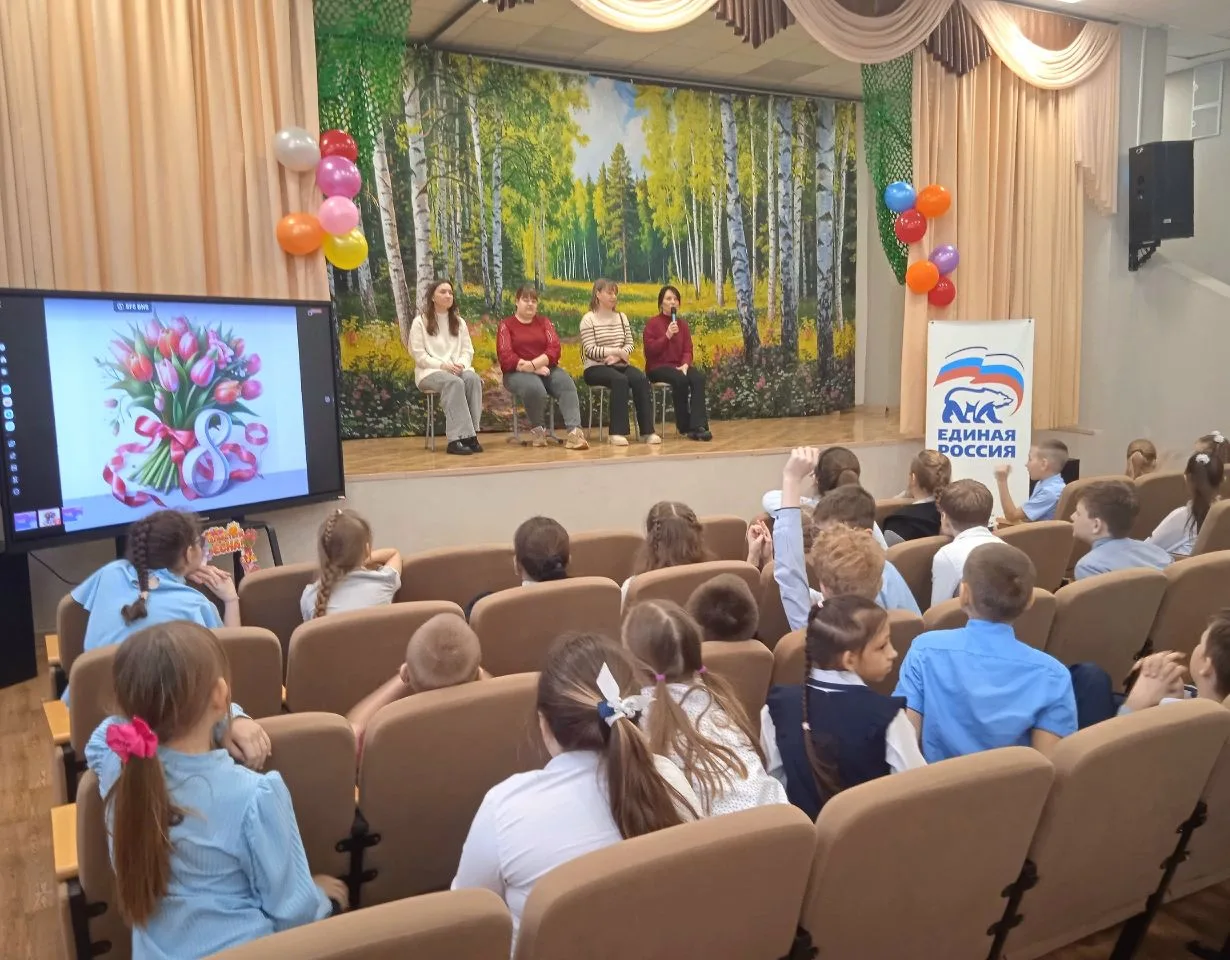 КЛАССНАЯ ВСТРЕЧА С КЛАССНЫМИ МАМАМИ  💫Впреддверии самого прекрасного праздника весны- 8 марта в Перв