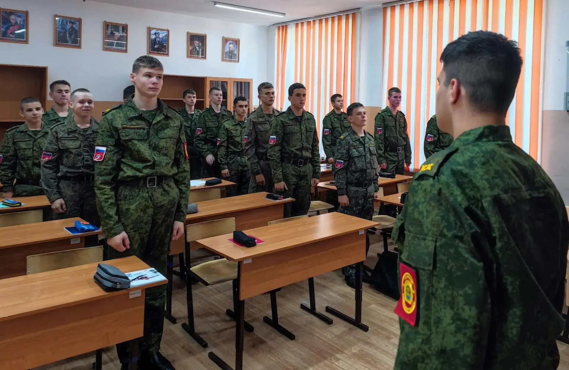 🔷 Связь поколений и правовая грамотность: ветеран следствия прочла лекцию для учащихся...