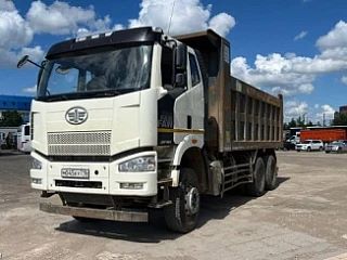 🚛 FAW J6