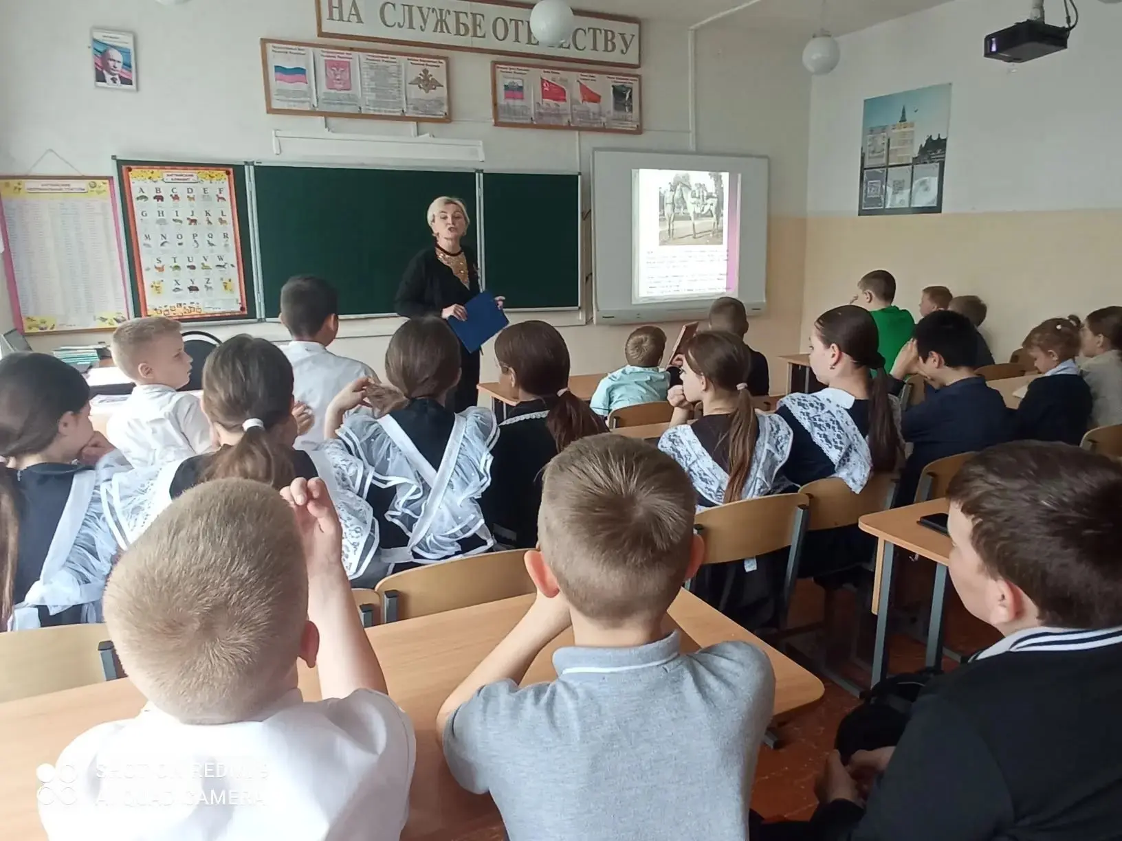 🕊️6 мая, в День животных - Героев Великой Отечественной войны, в нашей школе было организовано трог