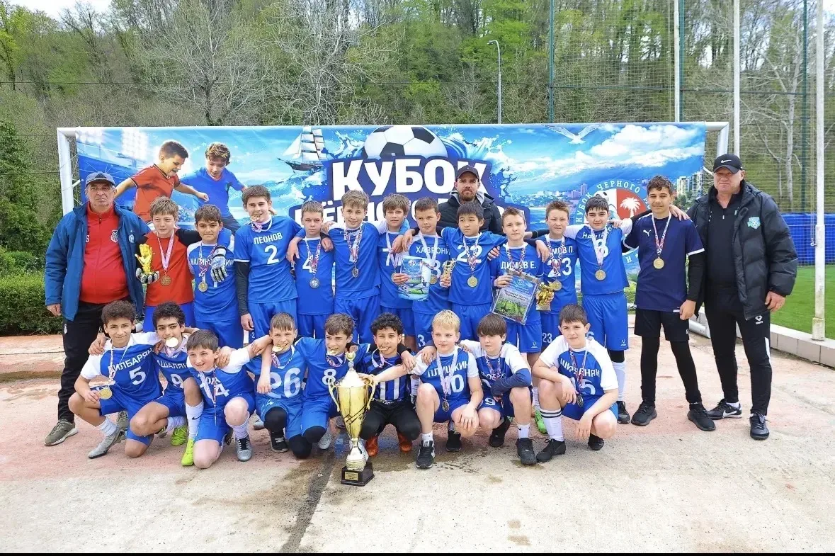 🏆 Золото «Кубка Чёрного моря»: в составе победителей — наши ученики!  В городе Сочи прошёл Междунаро