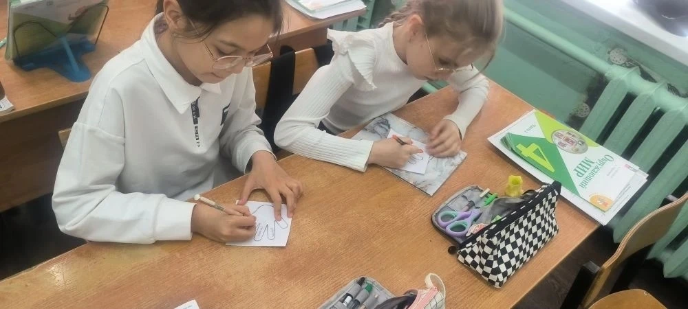 💪 "ВМЕСТЕ - СИЛЬНЕЕ" 💪  🌼 В рамках Недели психологии для ребят прошли игровые занятия под красивым н