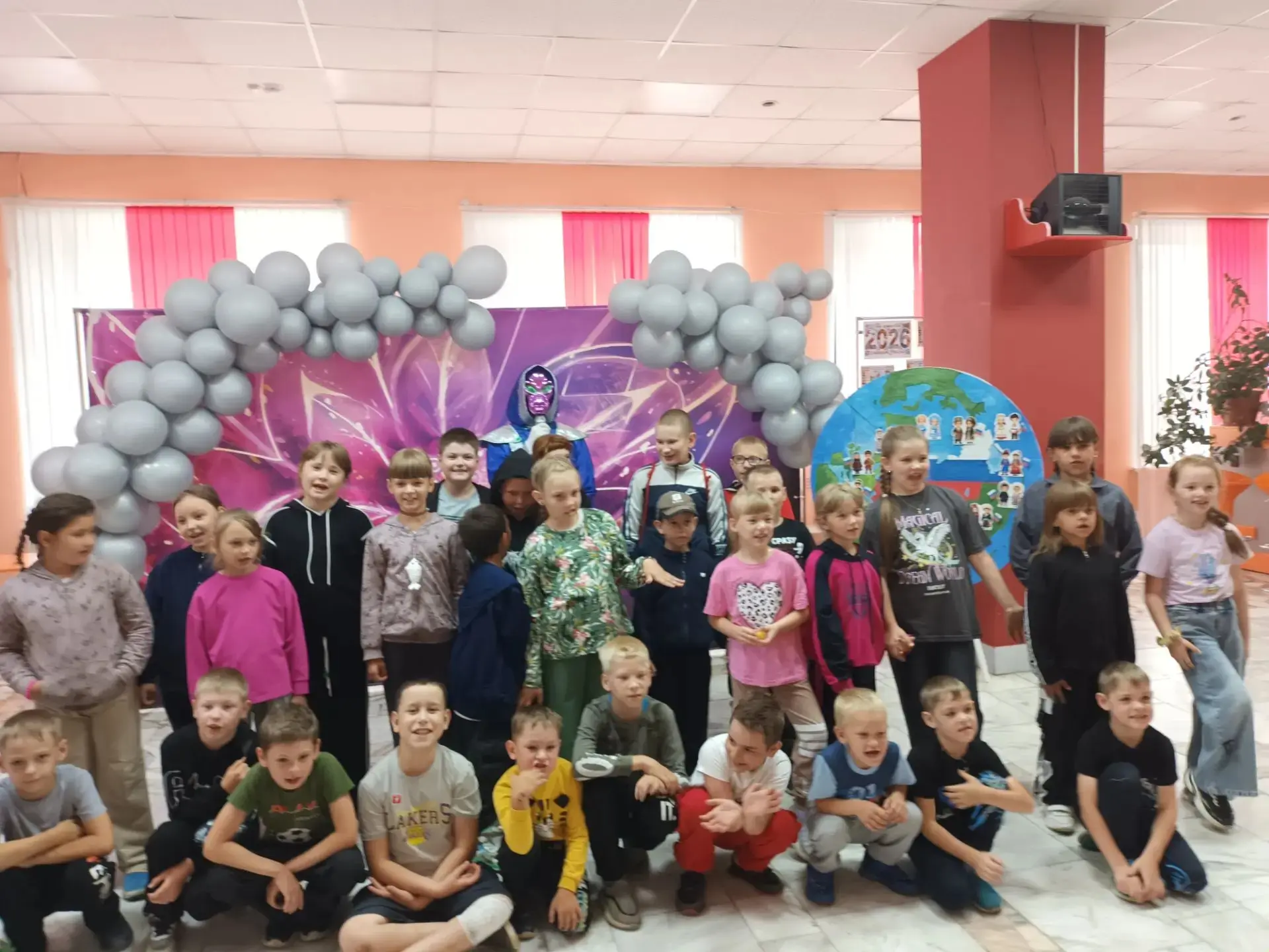 🌟 Яркий день в пришкольном лагере ☀️

Сегодня ребята провели насыщенный день, полный интересных мер