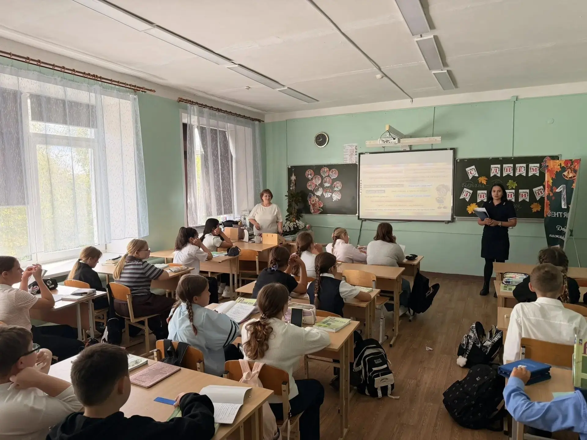 🚓В рамках профилактической работы Березовскую среднюю школу посетил инспектор по пропа...