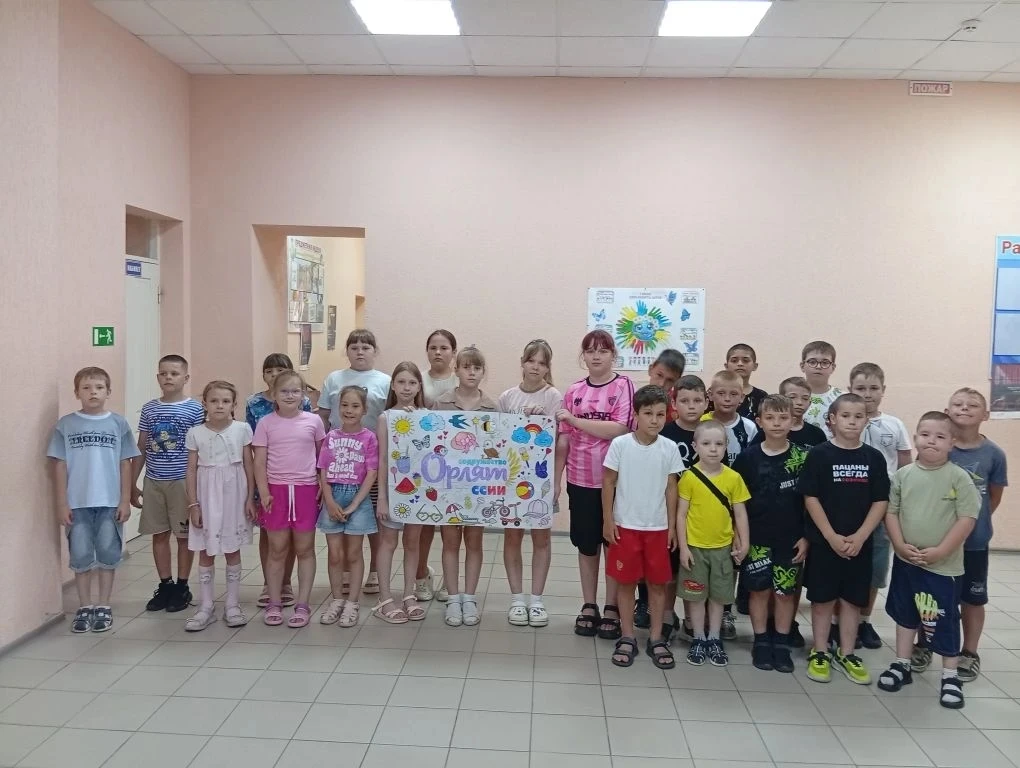 Ребята пришкольного лагеря "Радуга" приняли участие в конкурсе "Раскраска Содружество Орлят России".