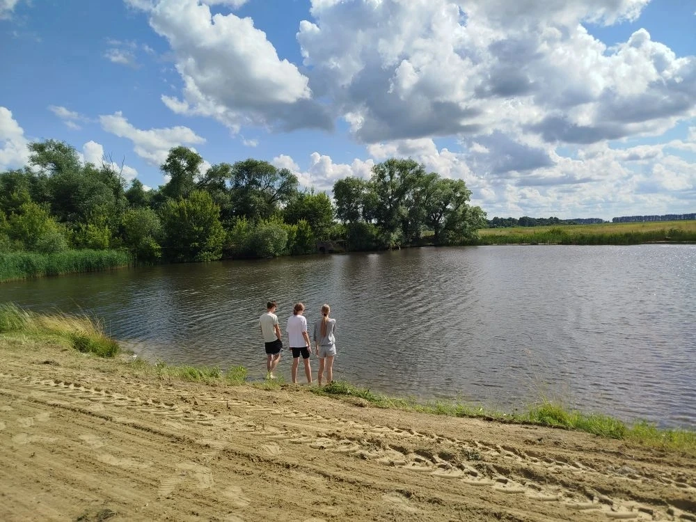 ☀️ Дежурство у воды: когда солнце греет, а ветер напоминает — не расслабляйся! ☀️