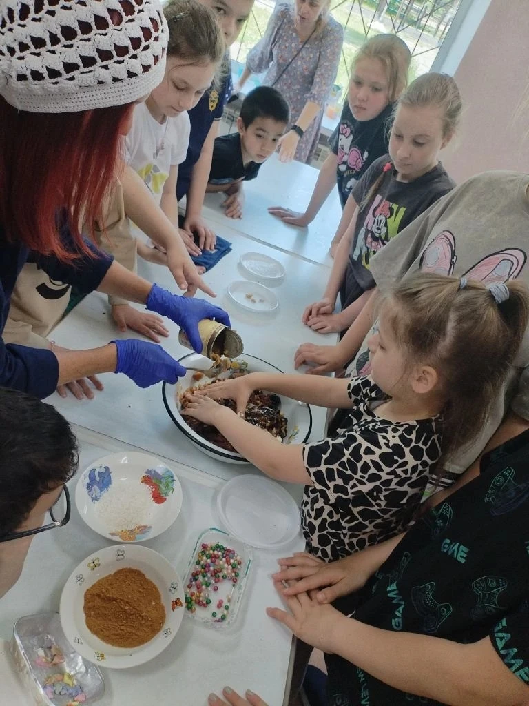 🍳 ВНИМАНИЕ, ЮНЫЕ ПОВАРЯТА!
11 июня в нашем лагере состоялся День кулинарного мастер-класса 👨🍳👩�