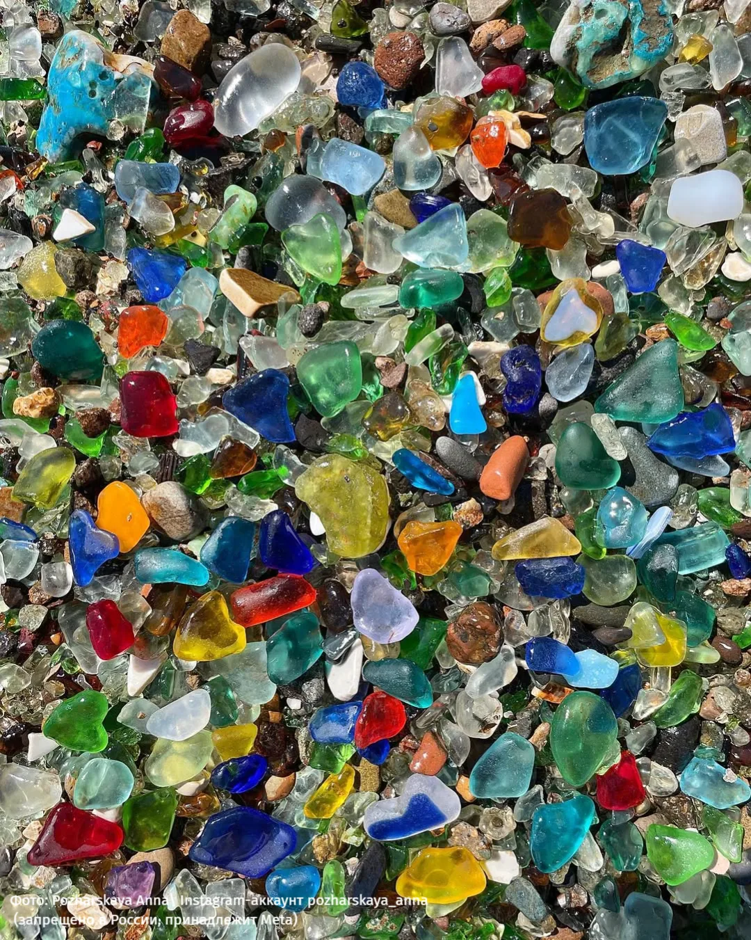 Что общего между мусорной свалкой и красивым пляжем?🌊   На первый взгляд кажется, что ничего. Но те,