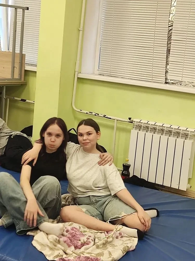 🍿 Кинотеатр прямо в классе: уютный  вечер 7Г!  Кто сказал, что школа — это только уроки и парты? Вче