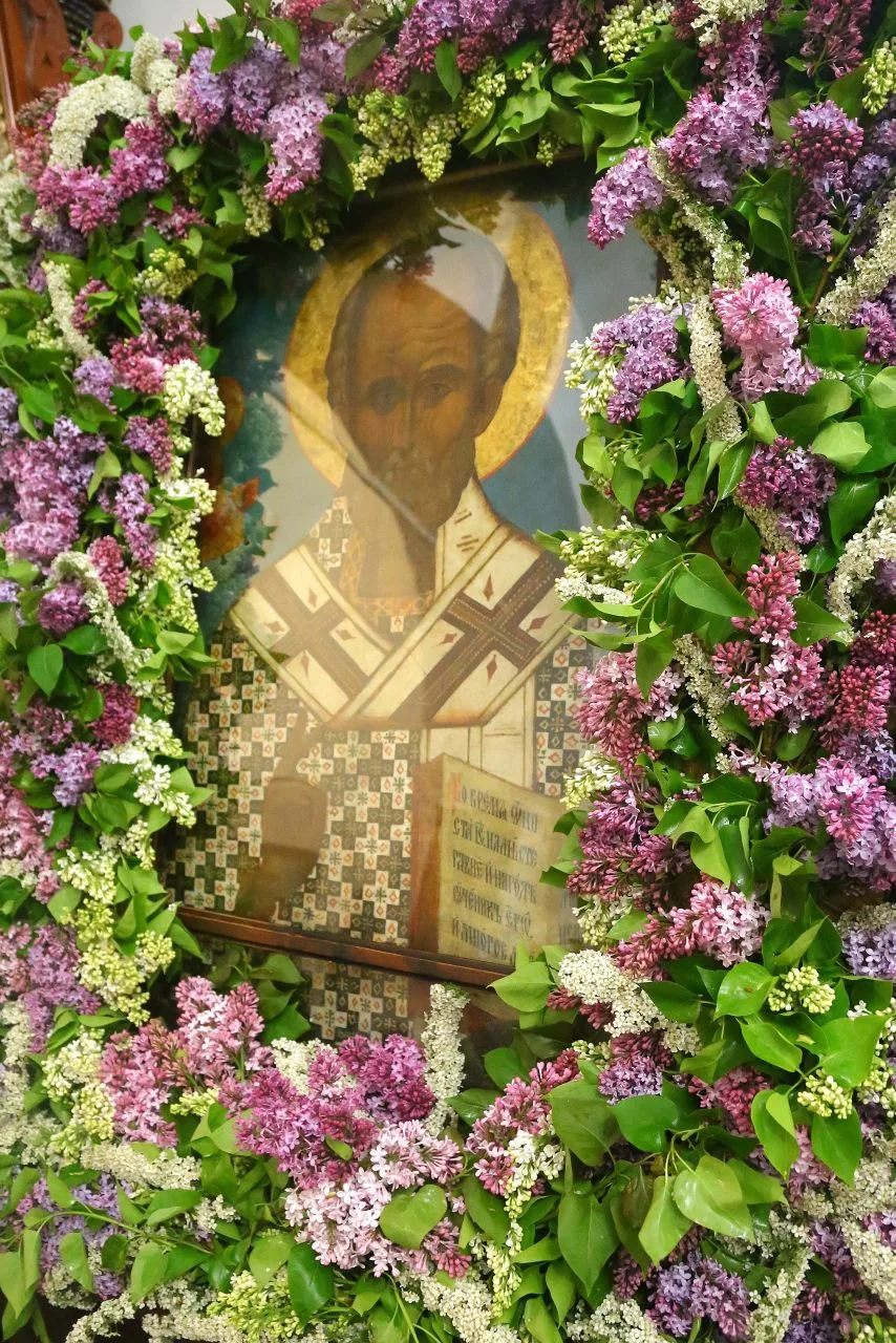 Сегодня — праздник перенесения мощей святителя Николая Чудотворца из Мир Ликийских в Бари  Величаем 