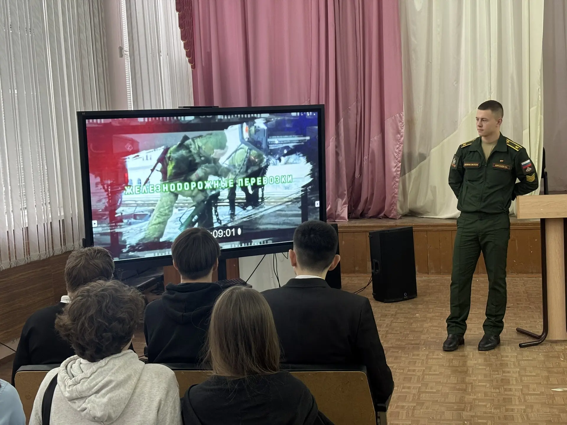 Продолжаем встречи с представителями высших военных учебных заведений.  Илья Кирсанов - выпускник Ду