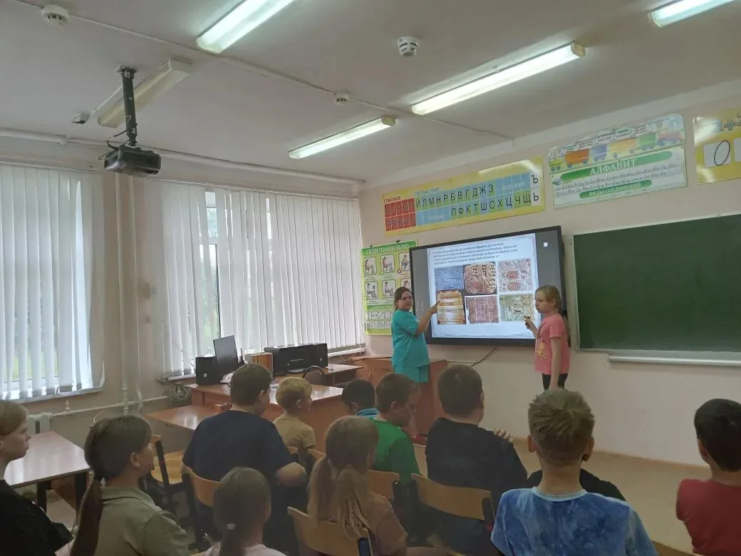 ⌚️«Время открытий» - такое название было у 4 дня в лагере «Искорка».