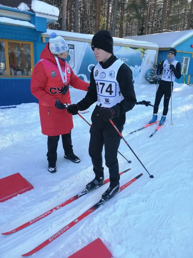 🏆 Победа в областных соревнованиях по лыжным гонкам на 62-й Спартакиаде! Недавно, мы стали свидетеля