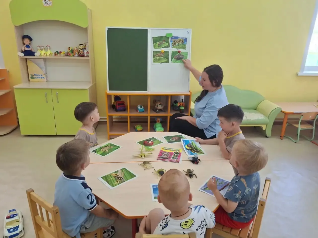 📸 группе « Птенчики»прошло познавательное занятие «Осторожно, насекомые!»
Сегодня ребята рассматрив