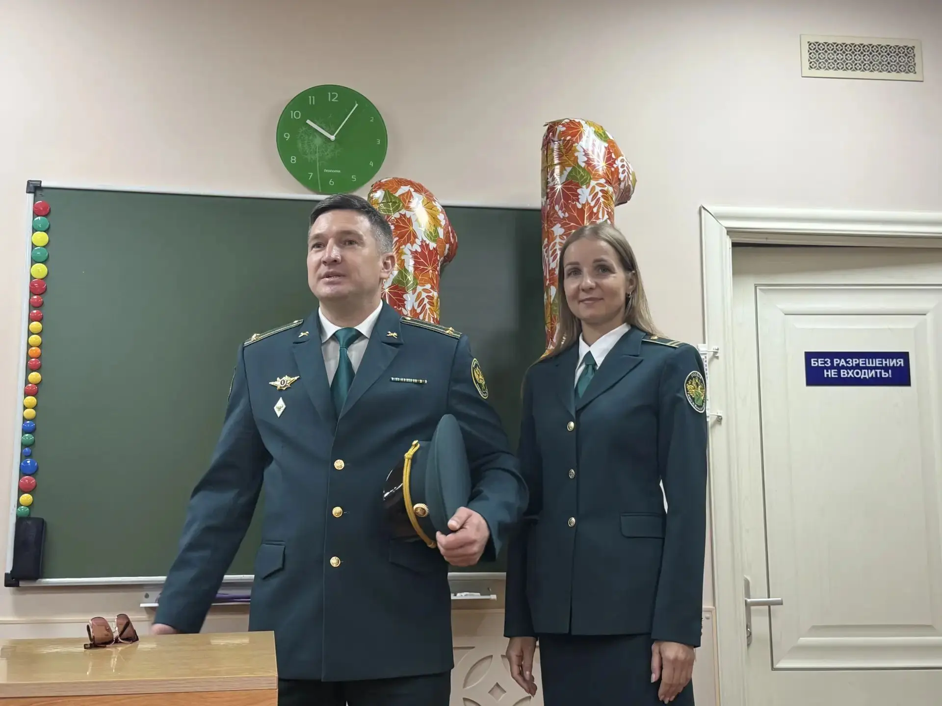 Почетные гости провели Уроки Знаний для учеников Правового лицея! 🌟🏫
