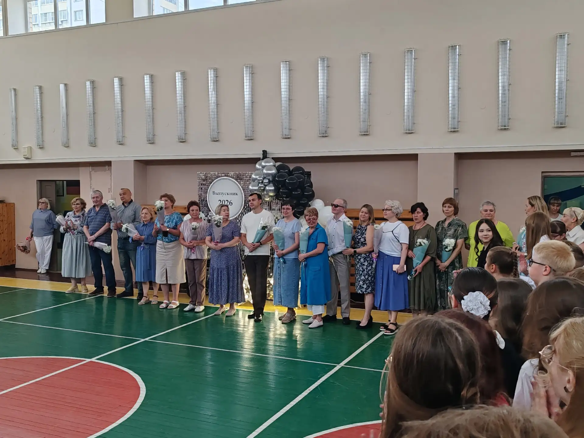 Вот и настал тот долгожданный день — последний звонок! 📚✨ Для многих учащихся он стал ...