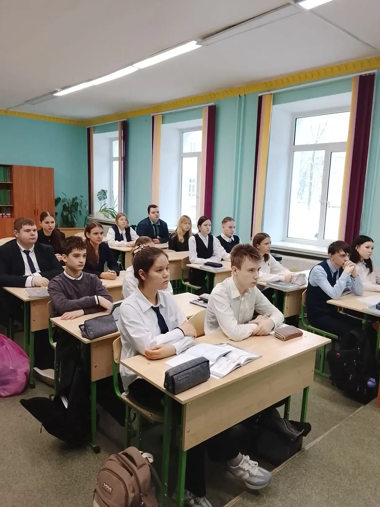 8 марта - это не просто дата в календаре. Для большинства из нас это символ прихода весны, время, ко