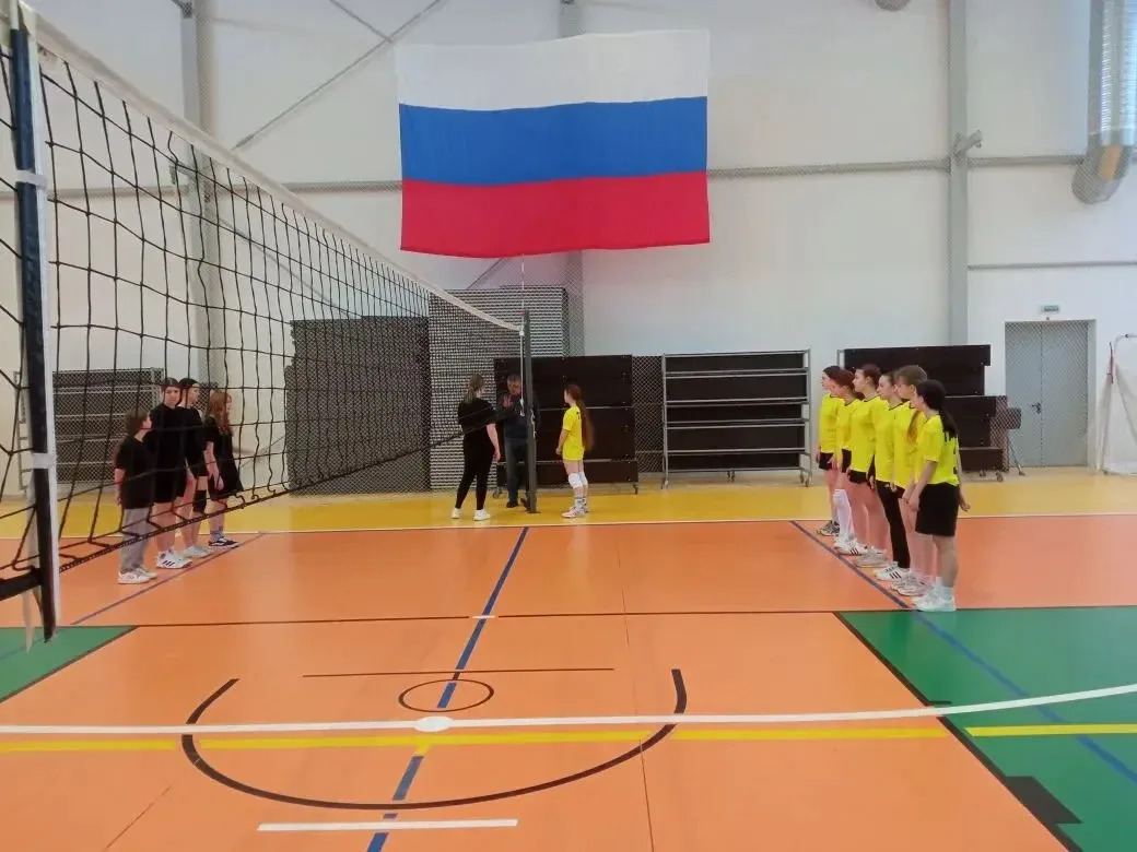 🏐 Победа и призовое место в отборочных соревнованиях по волейболу! В ДЮСШ «Лидер» прошли соревновани