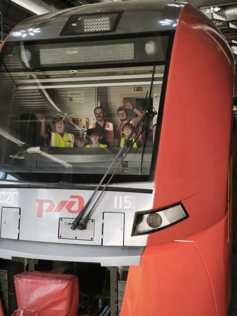 🚆5 «В» класс познакомился с миром железных дорог 🚆  🟢Ученики 5 «В» смогли приобщиться к миру железно