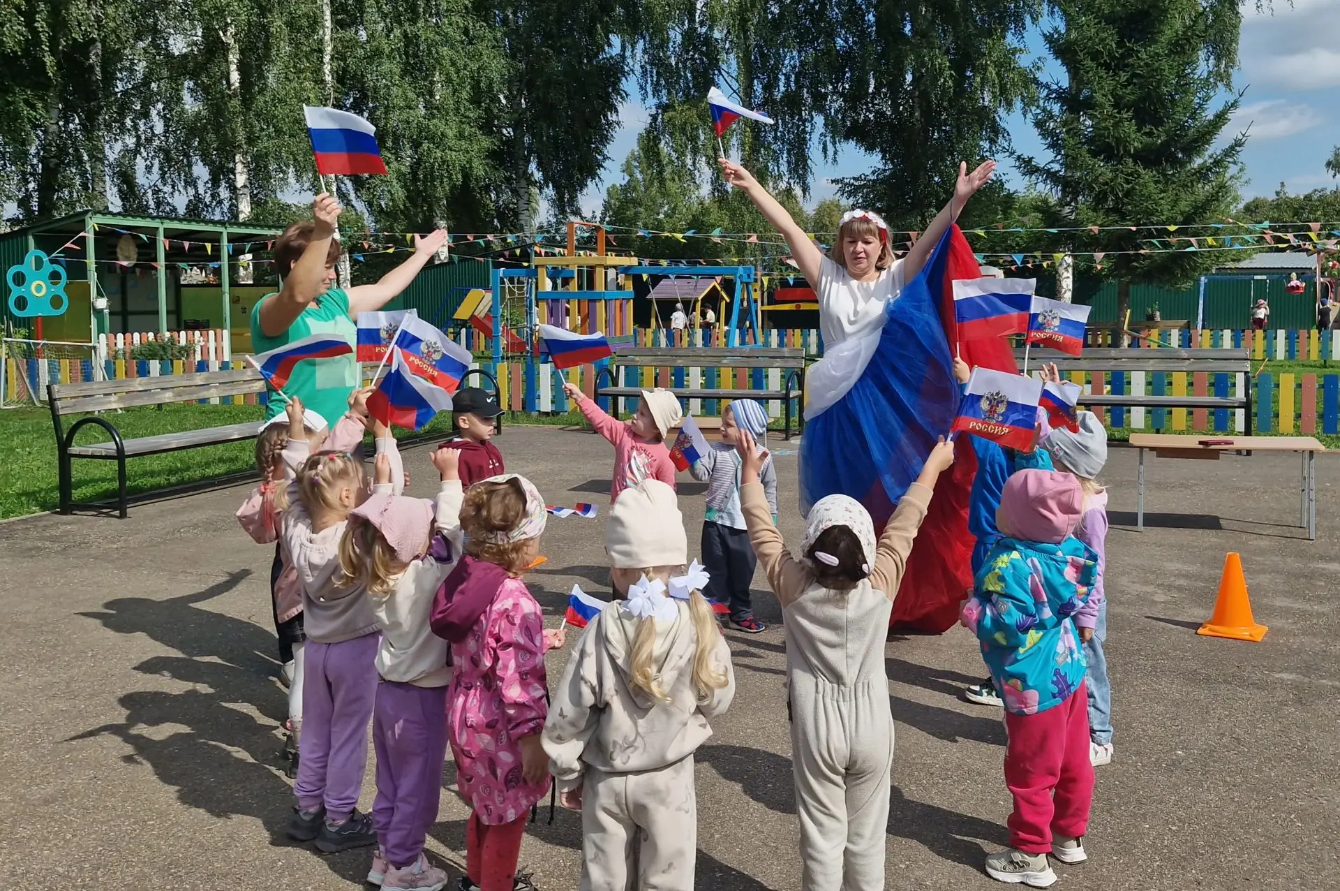 Три цвета великой страны🤍💙❤️