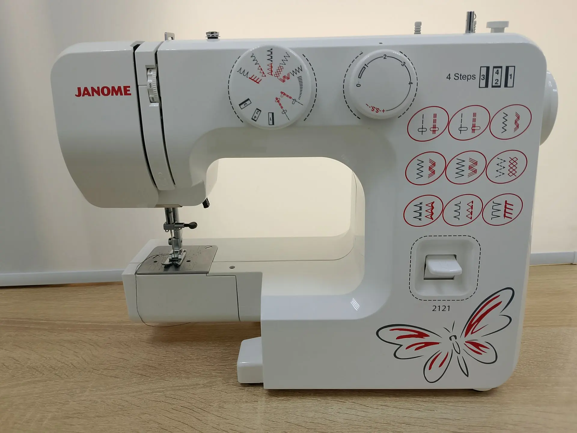 ✨ Швейная машинка Janome 2121✨