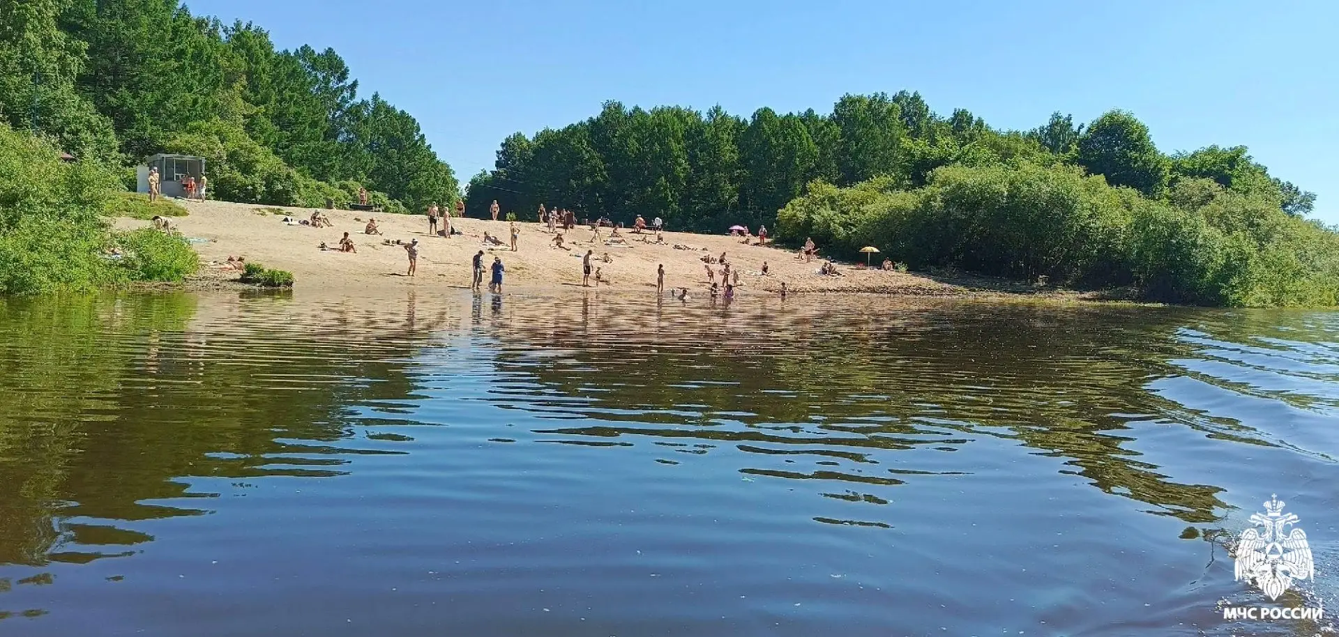 С начала лета на водоёмах области произошло 6 происшествий

В этих происшествиях погибли 5 человек, 