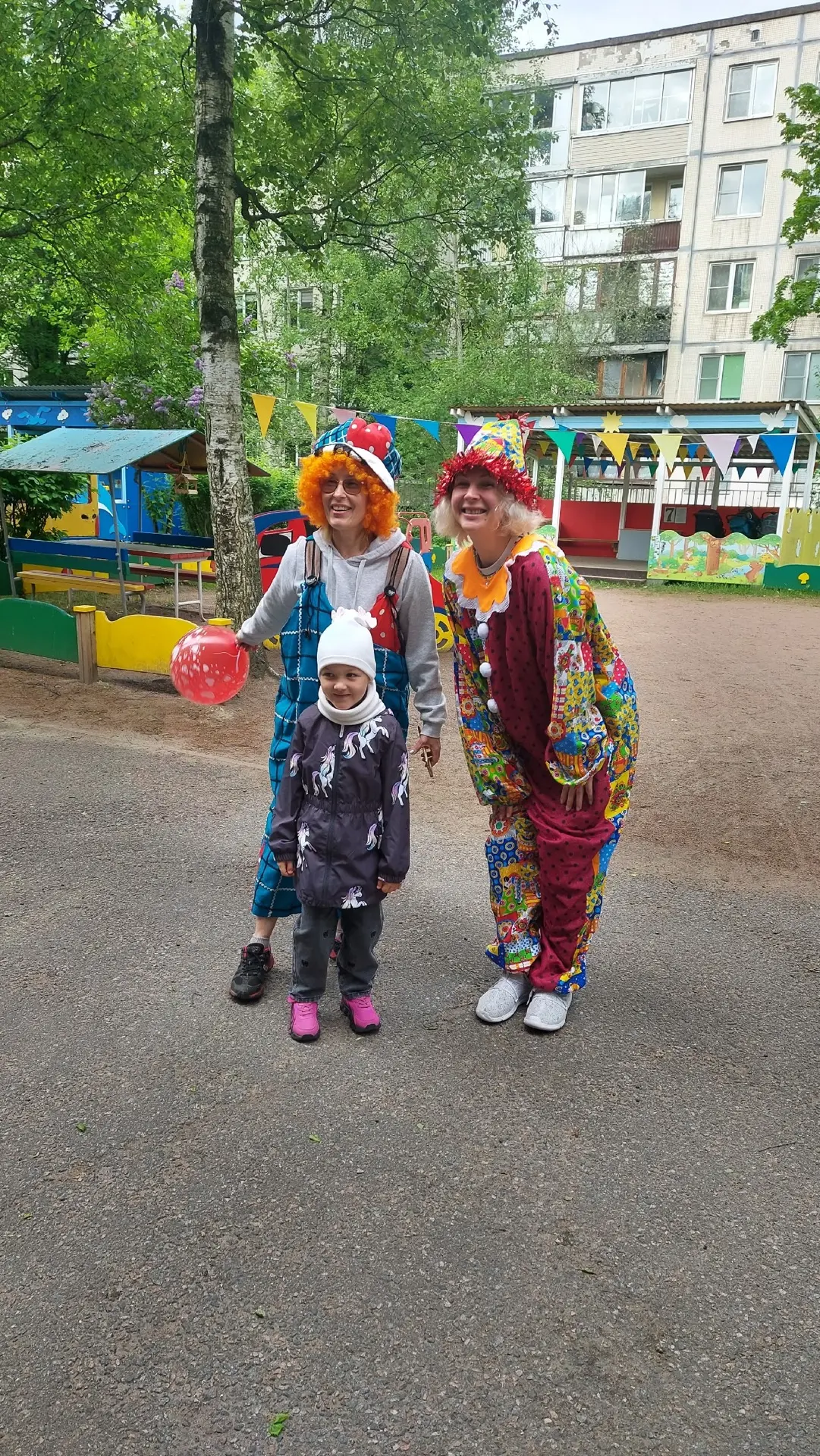 🎉 Незабываемый День защиты детей в детском саду!

Сегодня наш детский сад превратился в самый насто