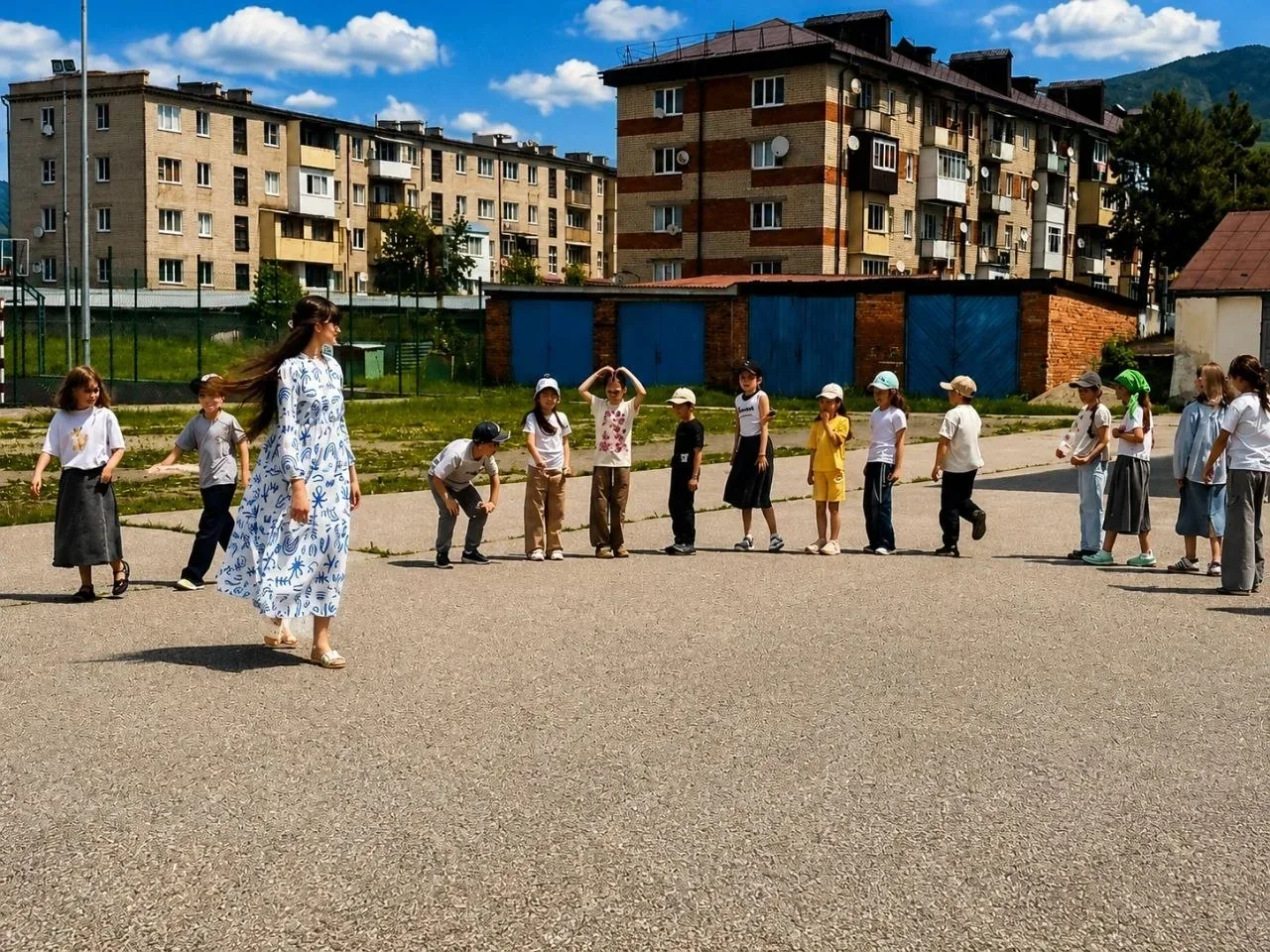 Танцевальный флешмоб в лагере «Знатоки ПДД» 💃🕺

Сегодня в рамках программы пришкольного лагеря «Зн