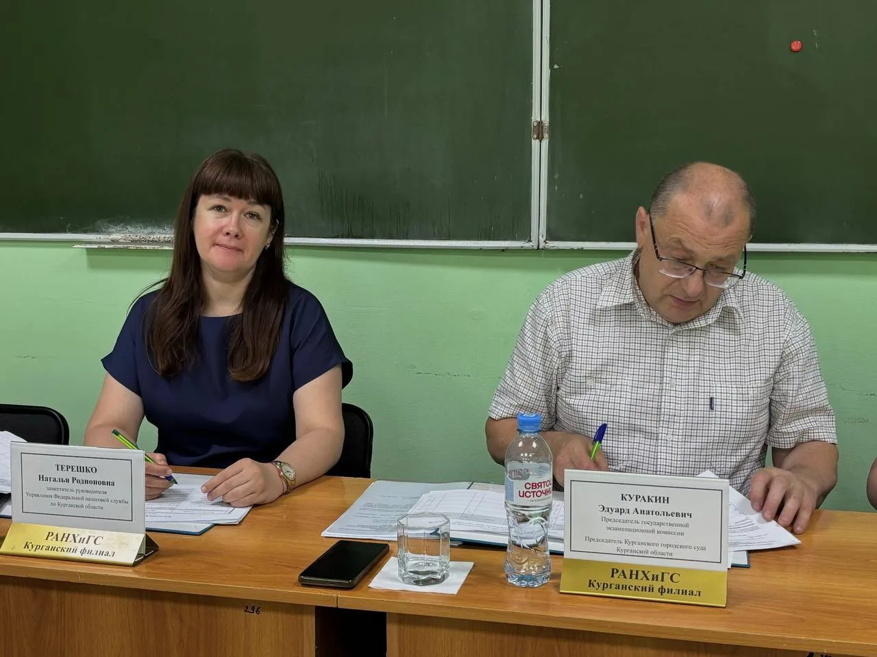 Государственный экзамен у будущих юристов. Зщита знаний на высшем уровне

В Курганском филиале Прези