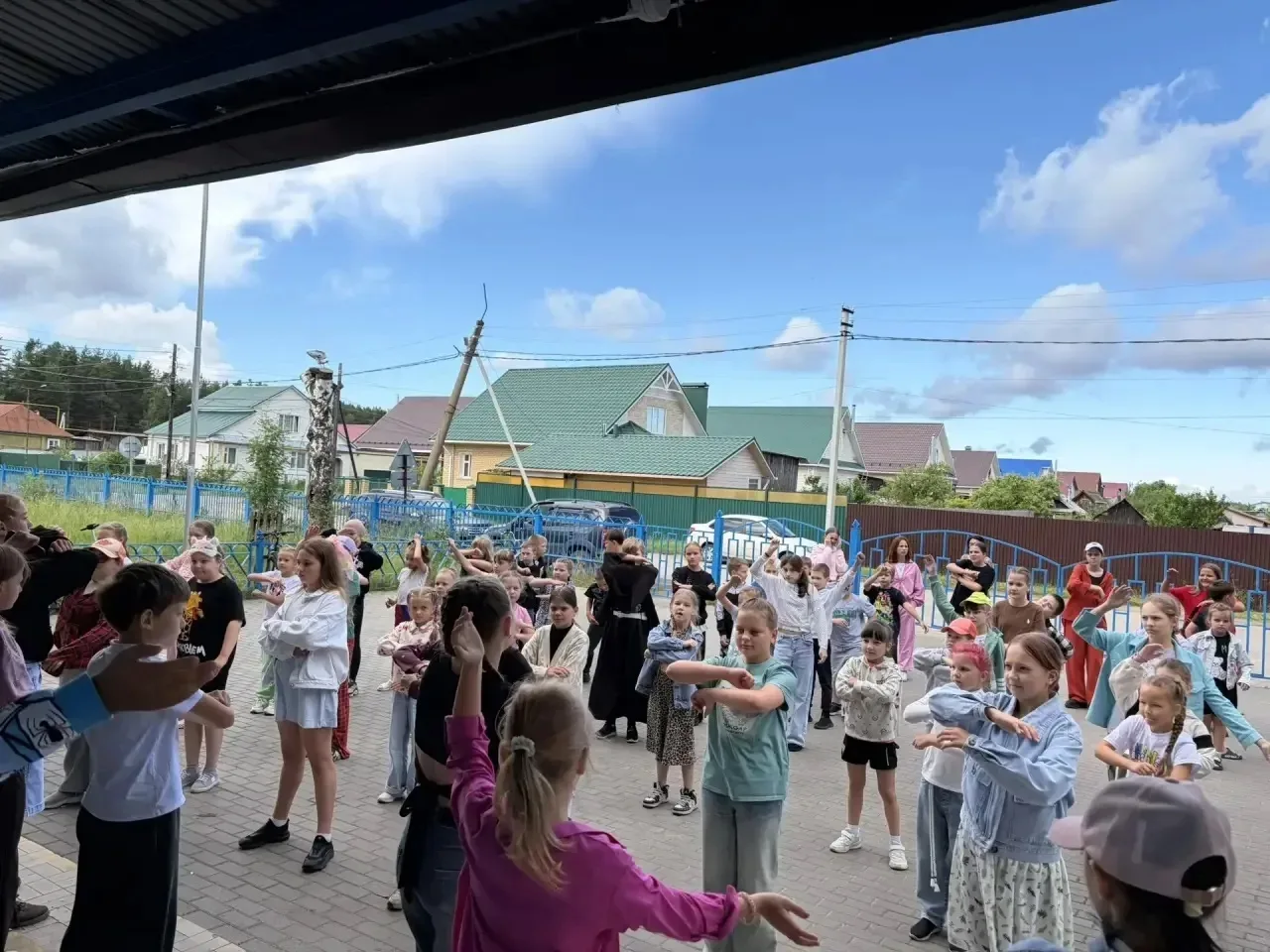 18 июня . 
Утро наше сегодня началось с зарядки от 4 отряда. 
💦 После завтрака 2,4,5 отряды отправи