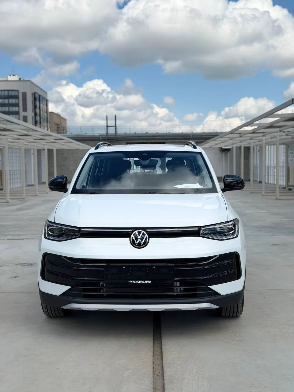 Сняли для вас обзор на Volkswagen Tharu XR Sharp Enjoy 2026 года в максимальной комплек...