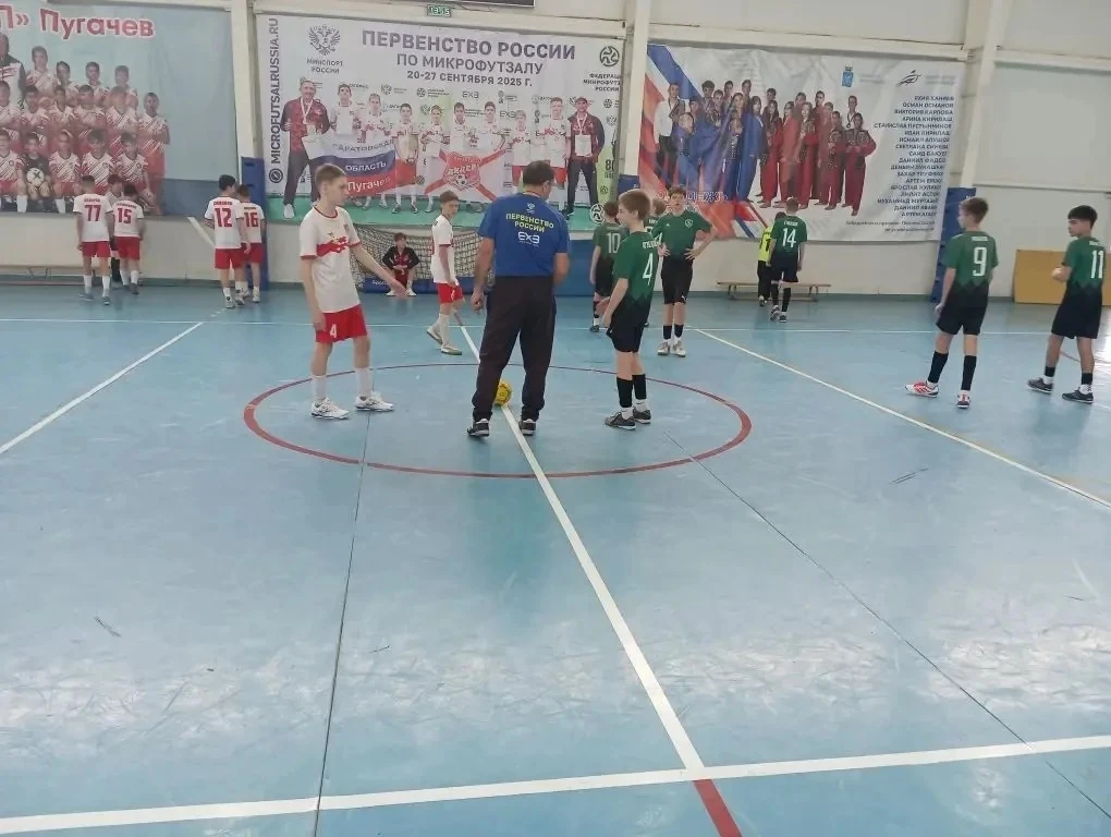 ⚽️Сегодня в городе Пугачёве состоялись областные соревнования по микрофутзалу среди юно...