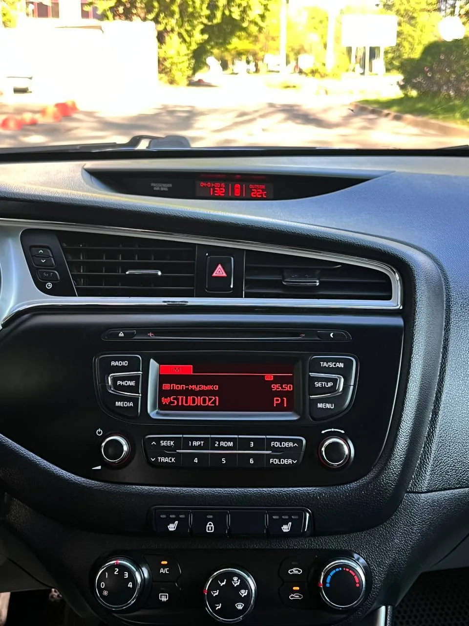 🔥Скидка 30.000₽  KIA CEED  ▪️ Год выпуска — 2017 ▪️ 1.6 | автомат | 123 лс ▪️ 270 тысяч пробег   Жир