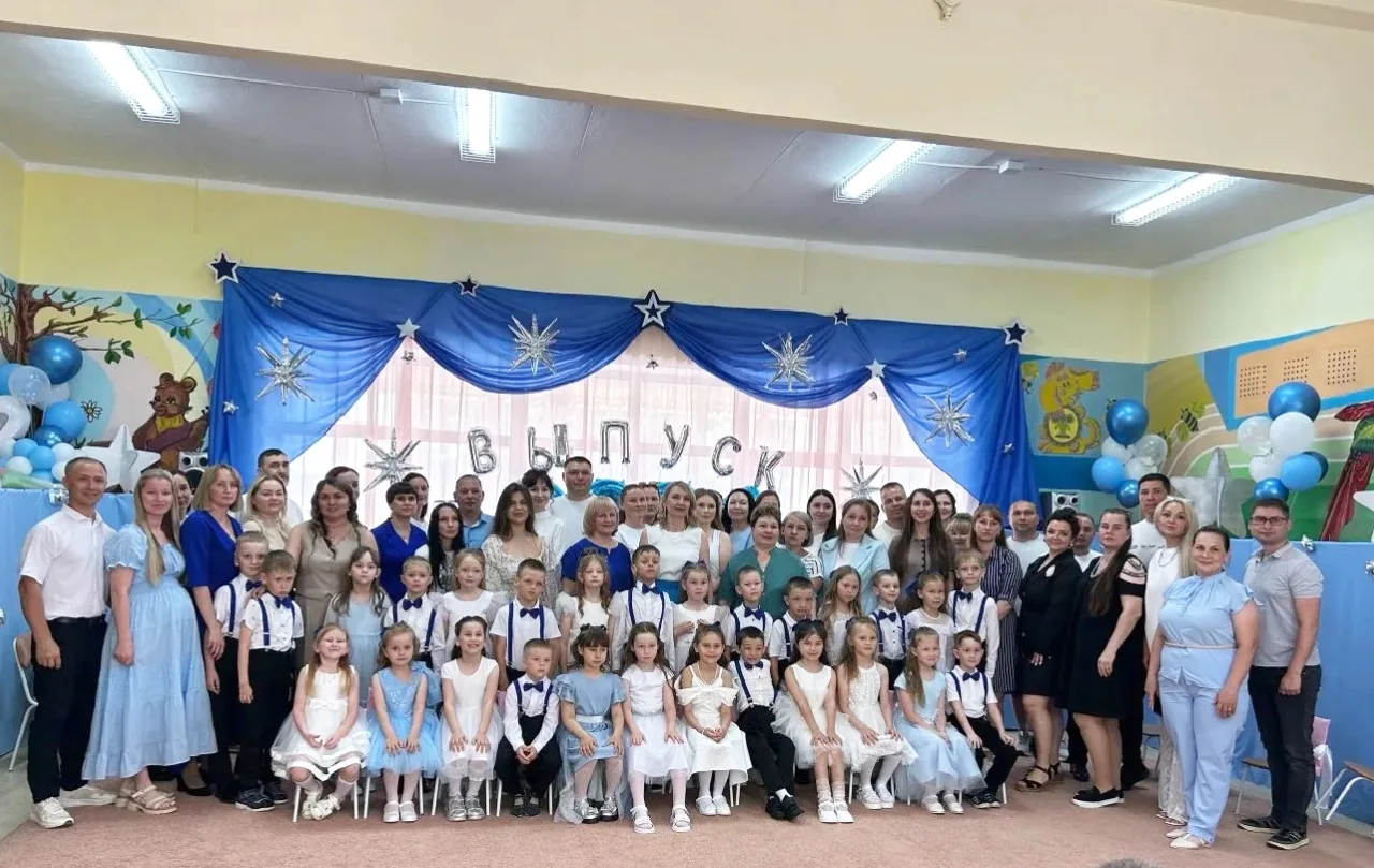 🎈💐В детском саду прошёл трогательный и немного грустный праздник - выпускной в подгот...