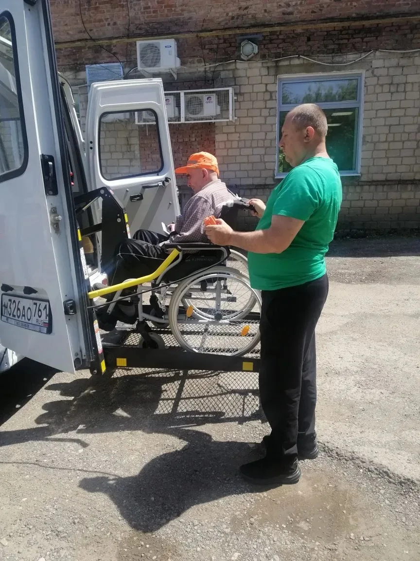 21. 05. 2026 года служба «Социальное такси» МБУ ДР «ЦСОГПВиИ» доставила получателя соци...