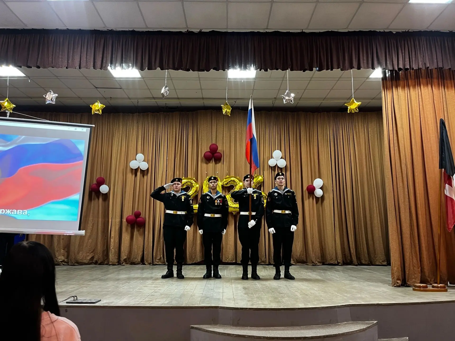 С новым учебным годом! 🏗📚