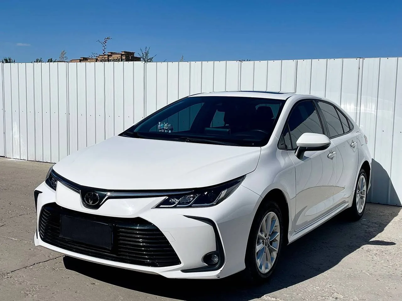 Toyota Corolla 1.2T S-CVT Elite Plus 112 h/p, пробег 24 т.км.