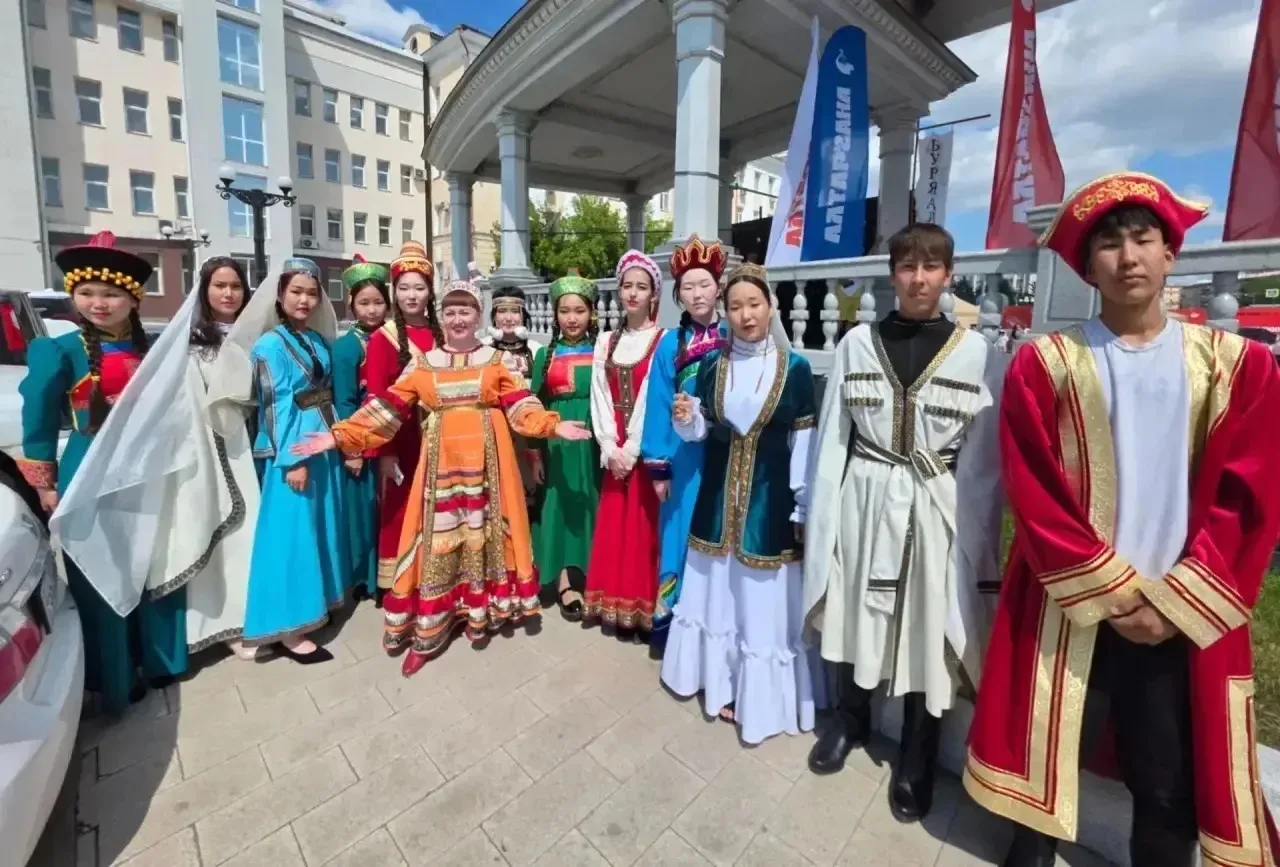 Волейболисты нашей школы сегодня выступали на Алтаргане.