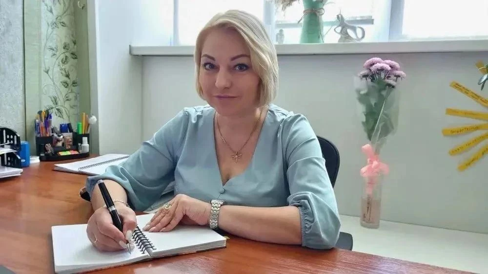 ✨ Рубрика «Создавая будущее» 🌱

С марта 2026 года в МКДОУ № 9 появился новый руководитель — Кренева