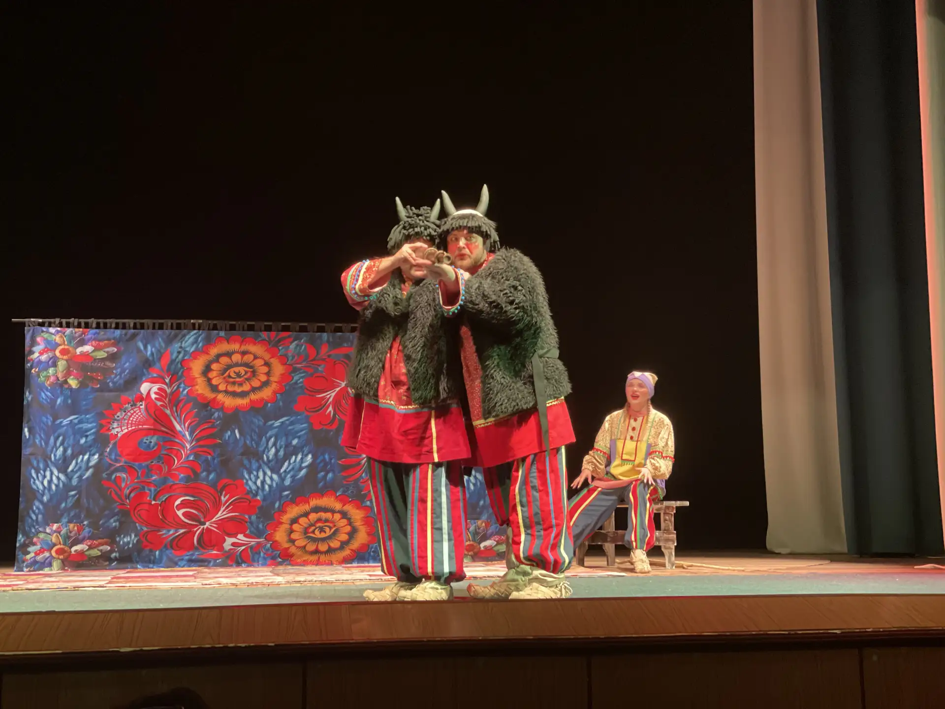 🎉Сегодня — премьера: сказка «Лучше не сыскать»  в настоящих скоморошьих традициях. Мы ...