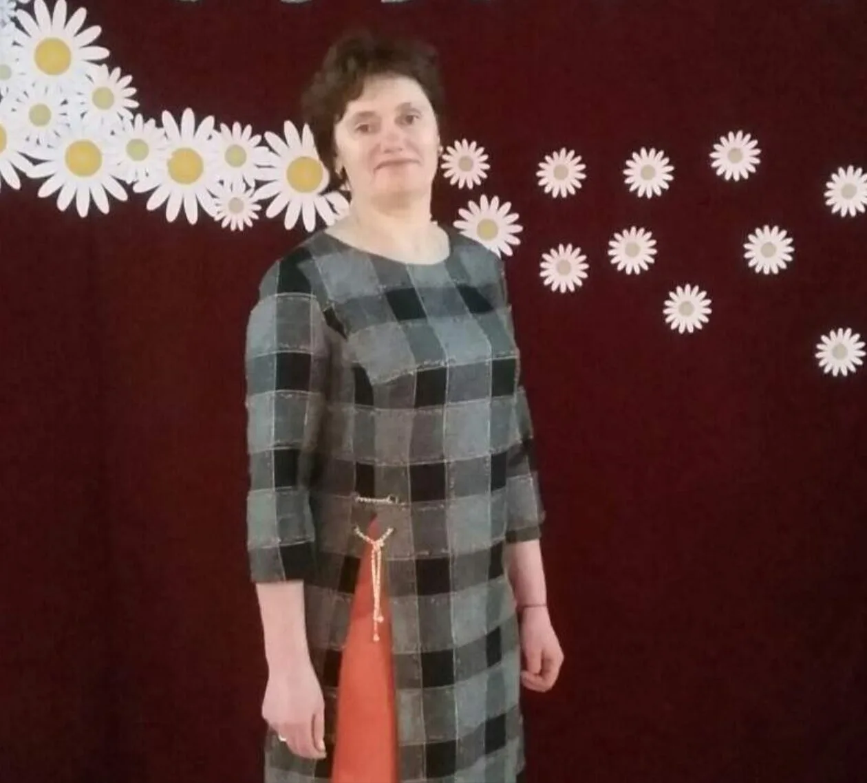 🎉 Поздравляем с днём рождения библиотекаря Среднецарицынского КДЦ. - Лилию Ивановну Ер...