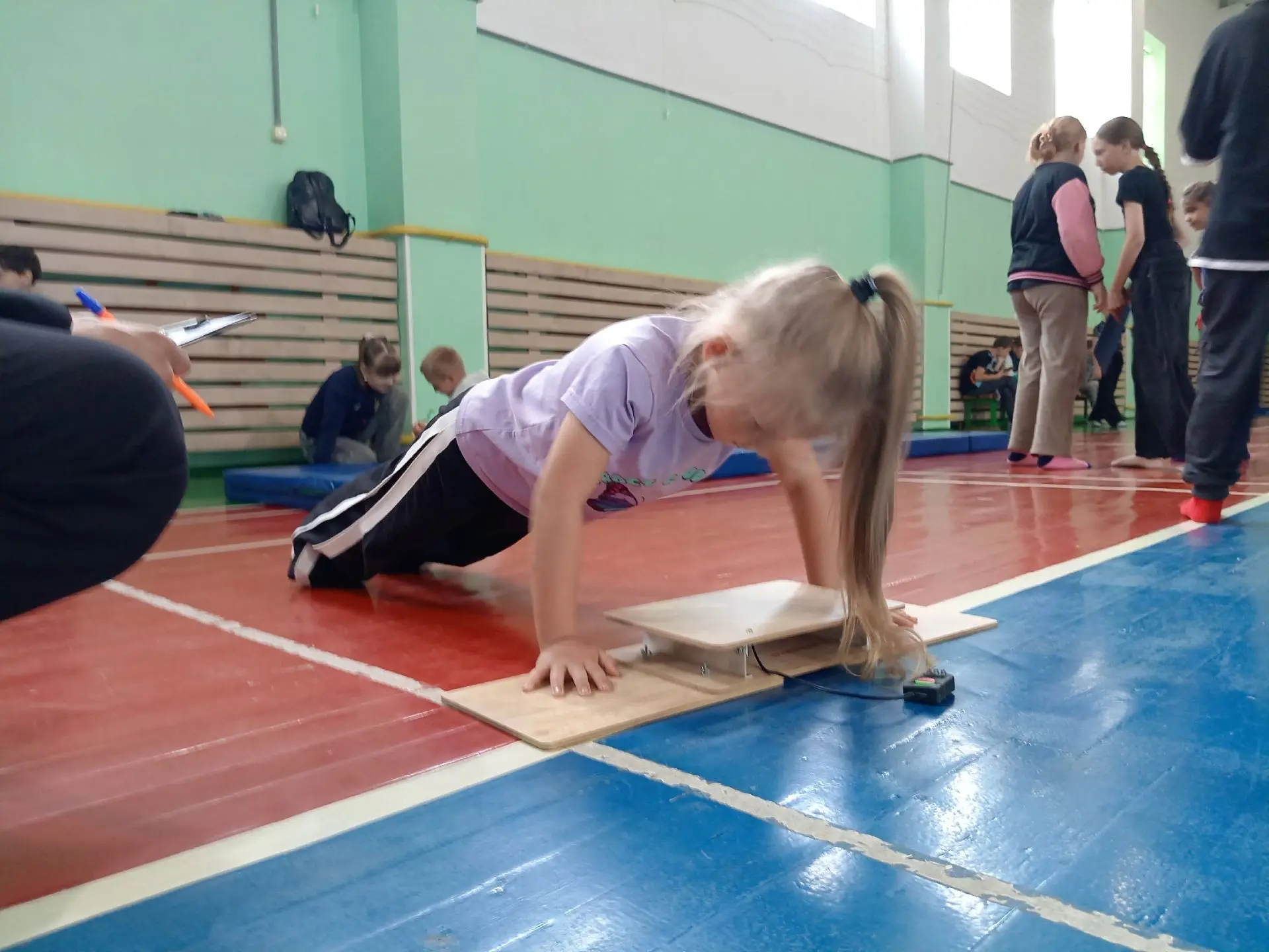 17 июня в центре тестирования ВФСК ГТО п. Батецкий прошёл летний фестиваль ВФСК ГТО среди воспитанни